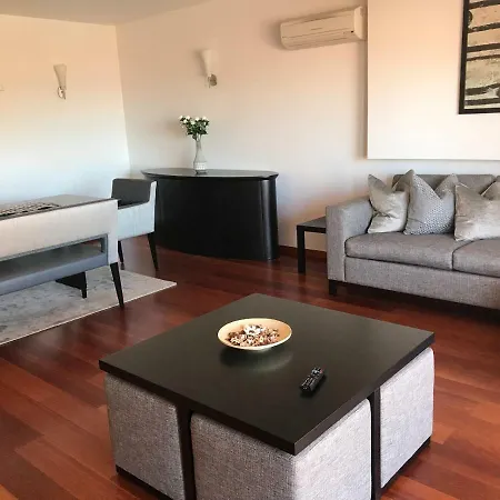 Apartment In Jardins Da